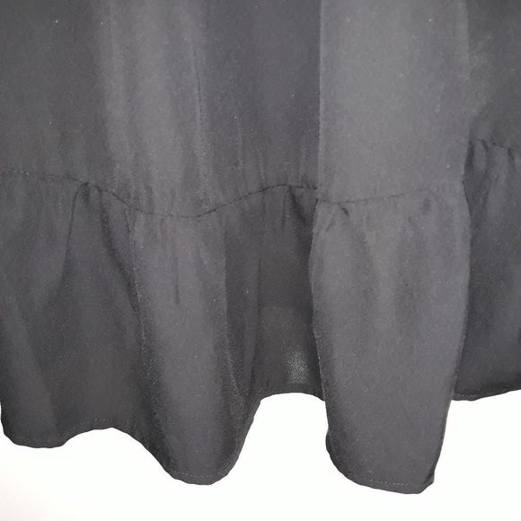 New with tags Black blouse - Picture 4 of 7